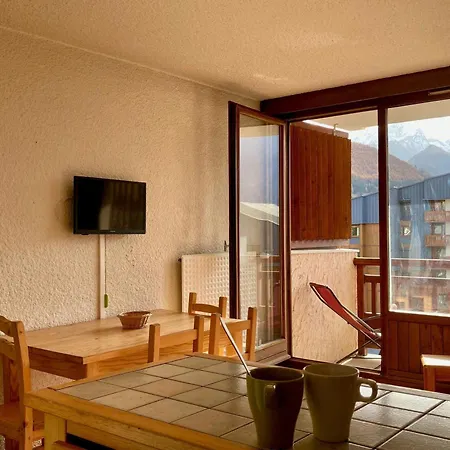 Apartment Lumineux Au Pied Des Pistes, Animaux Admis - Fr-1-811-35 Les Deux Alpes